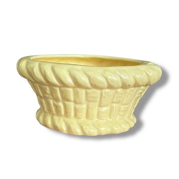 Vintage Yellow Ceramic Basket Weave Planter Small Pottery Bowl Jardiniere - Picture 1 of 6